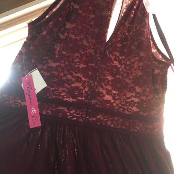 Merlot colored prom dress - Picture 2 of 4